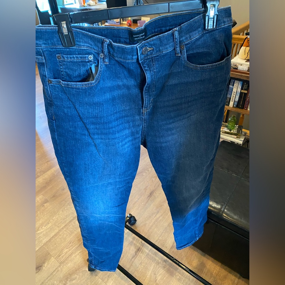 Banana Republic Women’s Deep Blue Relaxed Jeans